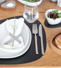 LIND DNA Bull Placemat Curve -Filskars Winkel 31511 01 4 EnvironmentImage 3fb3b4c217