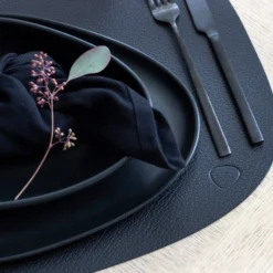 LIND DNA Bull Placemat Curve -Filskars Winkel 31511 01 5 EnvironmentImage 6e915b7ef2 scaled