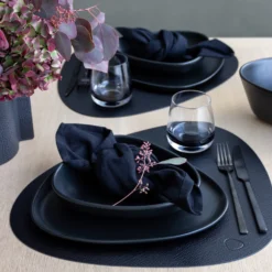 LIND DNA Bull Placemat Curve -Filskars Winkel 31511 01 6 EnvironmentImage 4a25a1dbc6 scaled