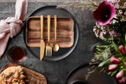 Aida Raw Bestekset 60-delig -Filskars Winkel 501631 01 4 EnvironmentImage 1036435a1b scaled