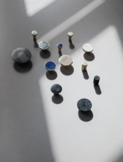 Ferm LIVING Hook Haak Messing -Filskars Winkel 503195 01 10 EnvironmentImage a4953c0263 scaled