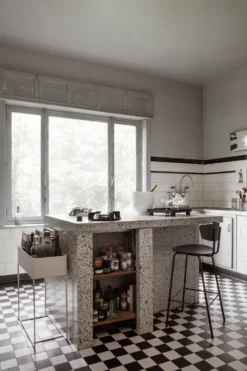 Ferm LIVING Alza Champagnekoeler -Filskars Winkel 503214 01 13 EnvironmentImage fa7965947a scaled