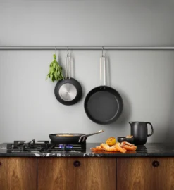 Eva Solo Eva Trio Professionele Koekenpan -Filskars Winkel 508784 01 4 EnvironmentImage 307d4f5422 scaled