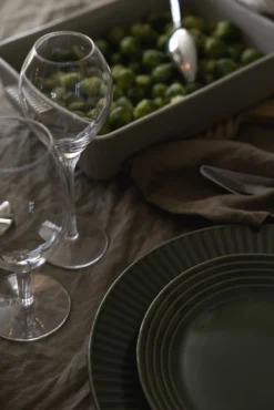 Sagaform Flora Ovenschaal Beige -Filskars Winkel 508981 01 6 EnvironmentImage 8db8106693