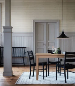 Lönelid Houten Bankje -Filskars Winkel 513270 01 5 EnvironmentImage 2a1f462915 scaled