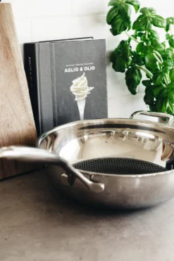 Heirol Steelsafe Wokpan -Filskars Winkel 515871 01 4 EnvironmentImage b619f0e665 scaled