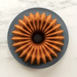 Nordic Ware Brilliance Bundt Bakvorm 9 Nordic Ware Brilliance Bundt Bakvorm -Filskars Winkel 515968 01 6 EnvironmentImage 58c99fc874 scaled