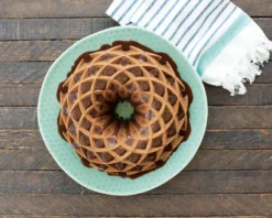 Nordic Ware Jubilee Bundt Bakvorm 7 Nordic Ware Jubilee Bundt Bakvorm -Filskars Winkel 515970 01 5 EnvironmentImage 550083cbba scaled