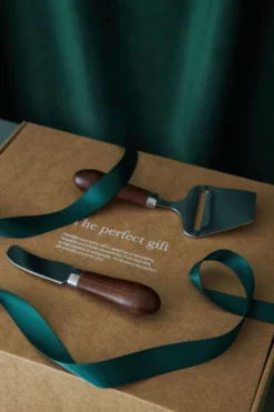 Sagaform Astrid Kaasschaaf En Botermes -Filskars Winkel 567209 01 3 EnvironmentImage bf1023f480