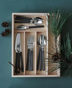 Rosendahl Grand Cru Bistro Bestekset 16-delig -Filskars Winkel 568698 01 4 EnvironmentImage 6e44c92a9a scaled