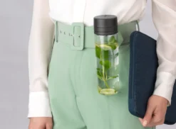 Brabantia Make & Take Waterfles Met Zeef 0,5 L 9 Brabantia Make & Take Waterfles Met Zeef 0,5 L -Filskars Winkel 568822 01 32 EnvironmentImage 23e7acde99 scaled