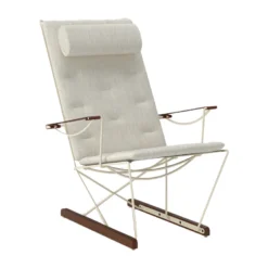 Spark Lounge Chair, Ivory-walnootgebeitst Beukenhout
