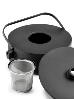 Serax Collage Theekan Gietijzer 1,2 L -Filskars Winkel 571041 01 6 ProductImageExtra 9c368b1fec scaled