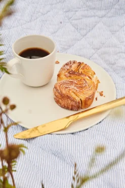 Aida Raw Dinermes 4-pack -Filskars Winkel 572736 01 4 EnvironmentImage 8699b8745f scaled