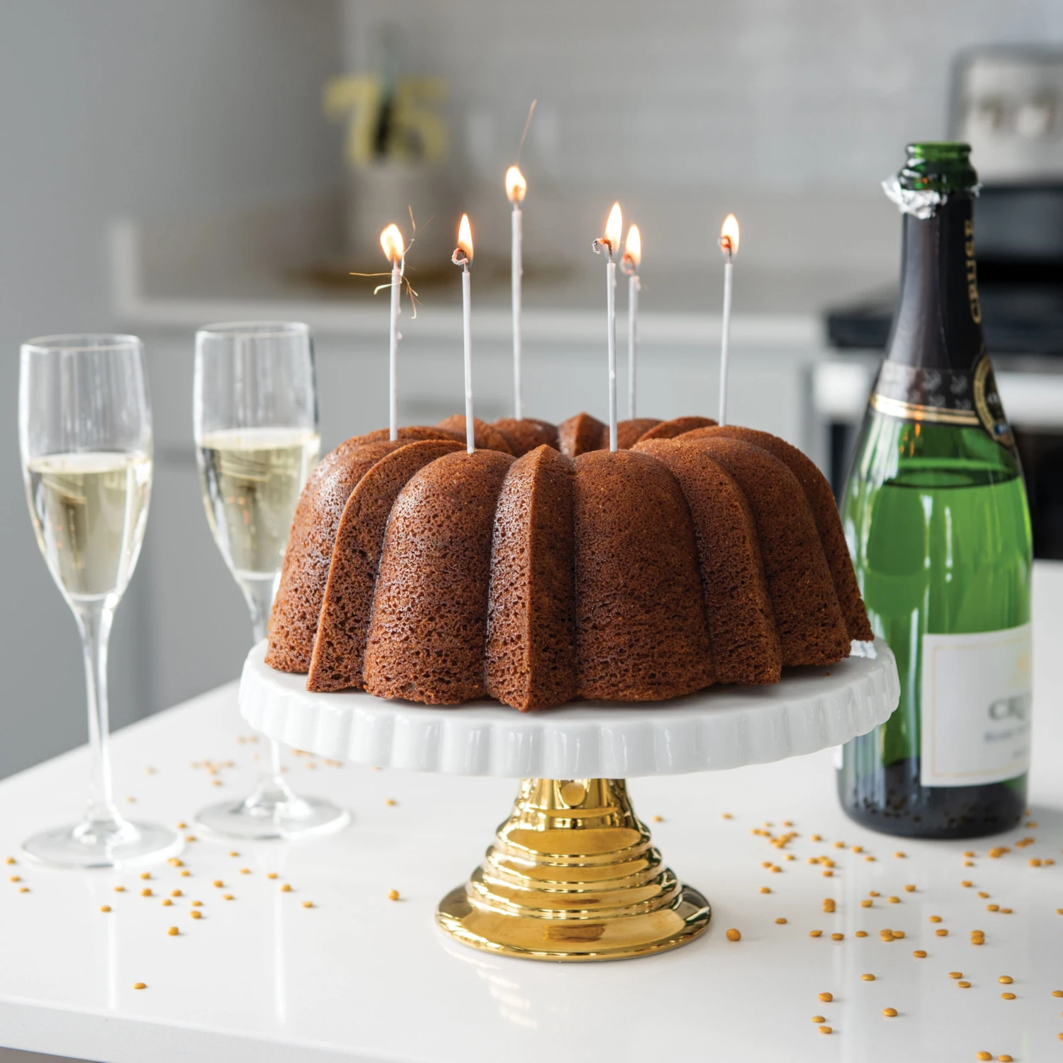 Nordic Ware Anniversary Bundt Bakvorm 6 Nordic Ware Anniversary Bundt Bakvorm - Afbeelding 6