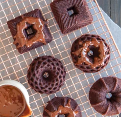 Nordic Ware Geo Bundtlette Bakvorm 7 Nordic Ware Geo Bundtlette Bakvorm -Filskars Winkel 573287 01 42 EnvironmentImage 6193edff8b