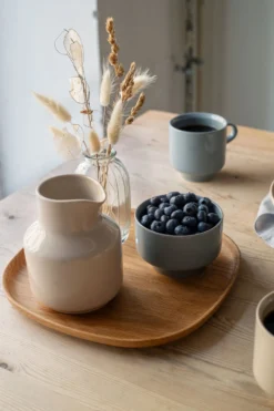 Höganäs Keramik Daga Dienblad 25 Cm -Filskars Winkel 574662 01 41 EnvironmentImage 10833bf951 scaled