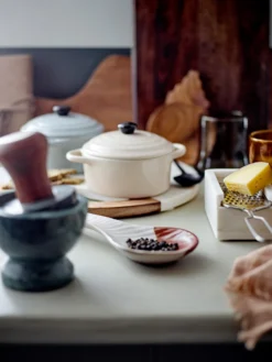 Bloomingville Banou Vijzel Ø10 Cm 5 Bloomingville Banou Vijzel Ø10 Cm -Filskars Winkel 576759 01 40 EnvironmentImage 5e6577db2f scaled