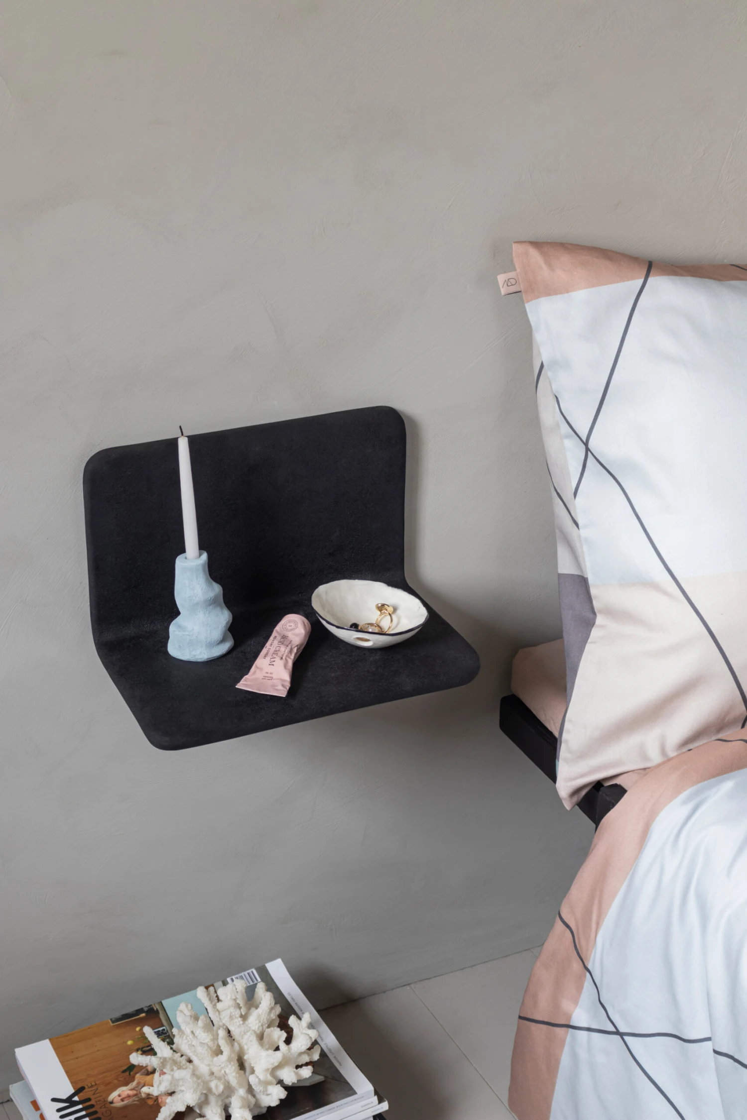 Mette Ditmer Art Studio Side Shelf Wandplank 2 Mette Ditmer Art Studio Side Shelf Wandplank - Afbeelding 2