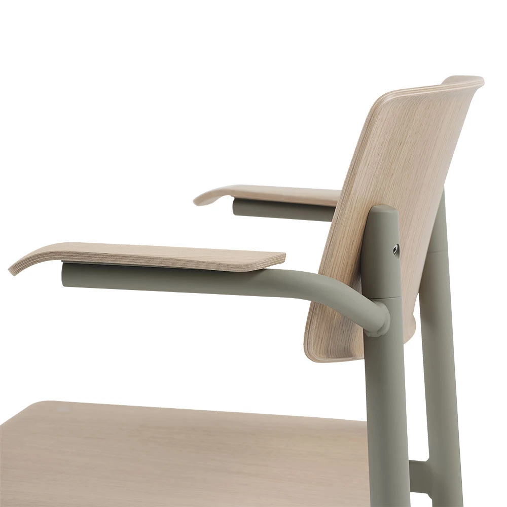 Muuto Loft Stoel Met Armleuningen 3 Muuto Loft Stoel Met Armleuningen - Afbeelding 3