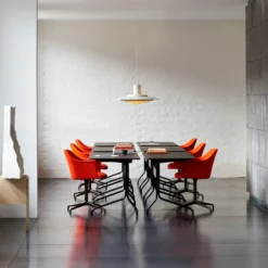 &Tradition Pavilion AV16 Bureau -Filskars Winkel Pavilion av16 miljo2 b72c5b7ea1