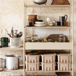 Ferm LIVING Punctual Plank 90 Cm -Filskars Winkel Punctual hyllsystem miljo 2 148fb75f72