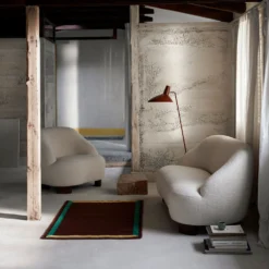 &Tradition Margas LC1 Fauteuil 8 &Tradition Margas LC1 Fauteuil -Filskars Winkel margas lc1 fatolj tradition miljo 2 db5152468b