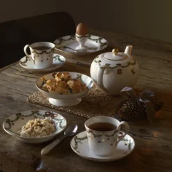 Royal Copenhagen Star Fluted Christmas Theepot -Filskars Winkel p 24868 01 04 98ec9c20c8